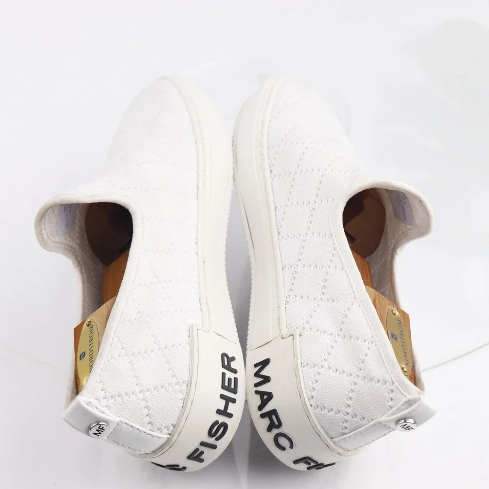 Marc Fisher Womens Delya Slip On Shoes Size 9.5 White Quilted Knit Comfort Flats